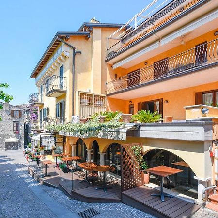 Prestige Apartment Σιρμιόνε Εξωτερικό φωτογραφία