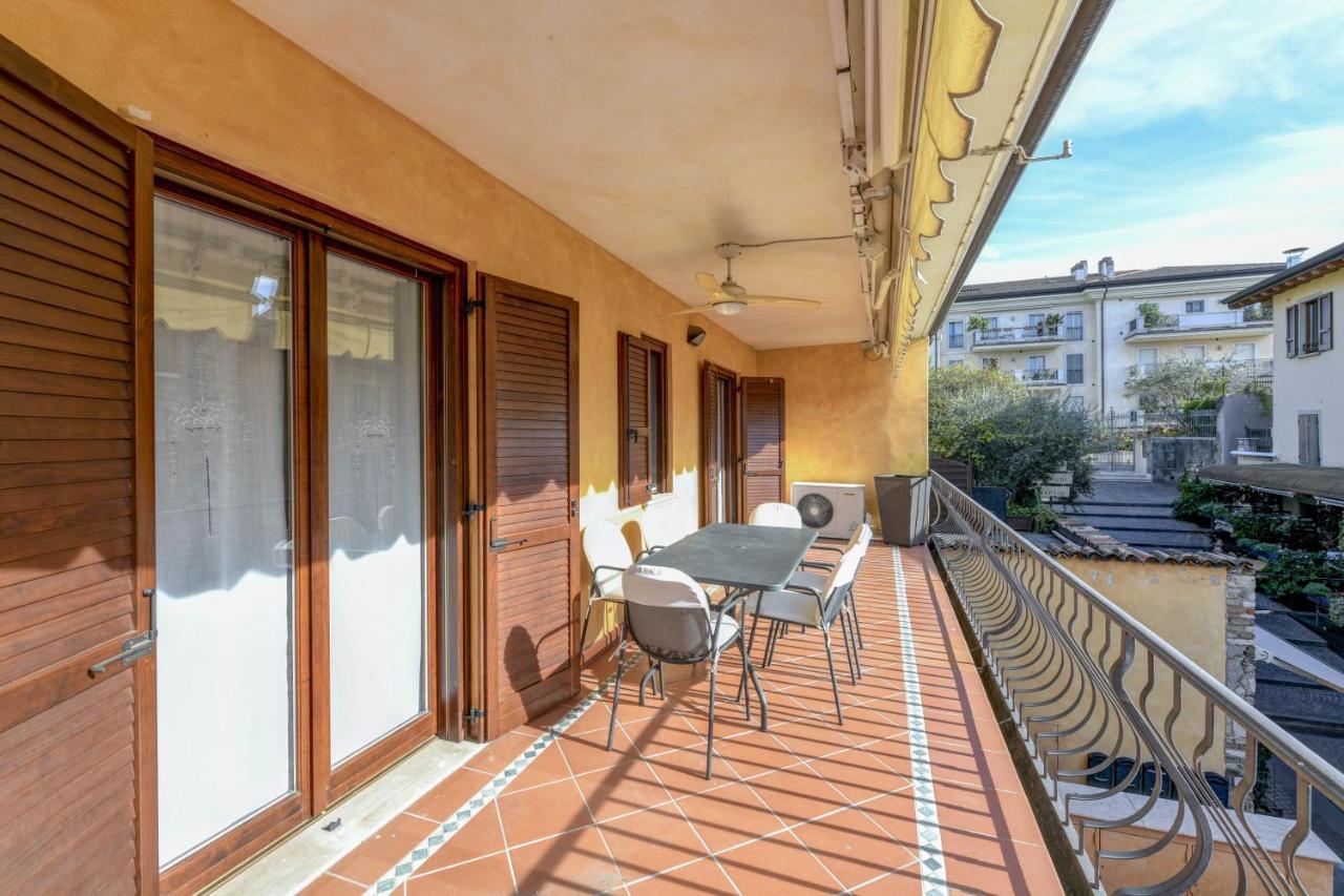 Prestige Apartment Σιρμιόνε Εξωτερικό φωτογραφία