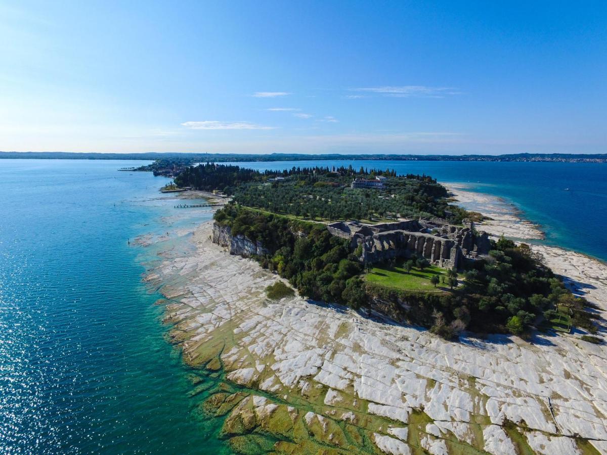 Prestige Apartment Σιρμιόνε Εξωτερικό φωτογραφία